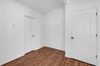 311 Clifton St in Houston, TX - Building Photo - Building Photo
