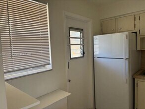 20200 NE 27th Ct in Aventura, FL - Foto de edificio - Building Photo