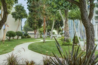 THE LANDING AT CHANNEL ISLANDS in Oxnard, CA - Building Photo - Building Photo