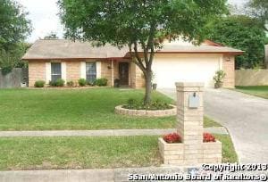 2107 Crested Walk Dr in San Antonio, TX - Building Photo - Building Photo