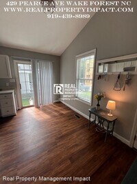 429 Pearce Ave photo'