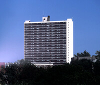 St. Casimir Apartments in Yonkers, NY - Foto de edificio - Building Photo