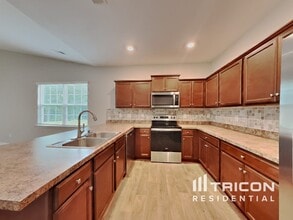 1250 Aurora Glen Dr in Rural Hall, NC - Building Photo - Building Photo