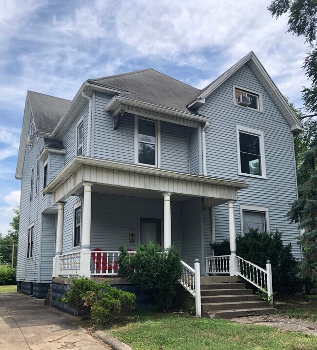 1106 S Center St Rentals in Terre Haute, IN