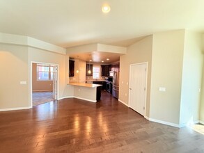 11188 E 25th Dr in Aurora, CO - Foto de edificio - Building Photo