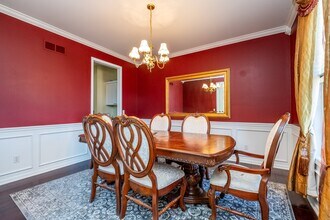 466 Ivy Ln in Troy, MI - Foto de edificio - Building Photo