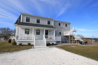 69 Knott Ave in Sandwich, MA - Building Photo - Building Photo