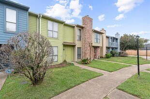 11685 Alief Clodine Rd in Houston, TX - Building Photo