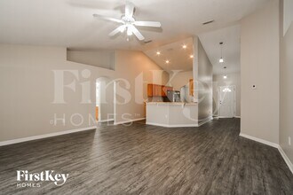 4717 Huron Bay Cir in Kissimmee, FL - Building Photo - Building Photo