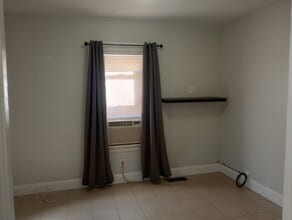 92 Thorpe St in Fairfield, CT - Building Photo - Building Photo