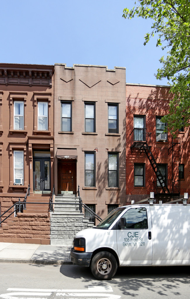 457 Clinton St in Brooklyn, NY - Building Photo - Building Photo