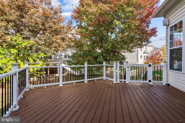 41980 Ural Dr in Stone Ridge, VA - Building Photo - Building Photo