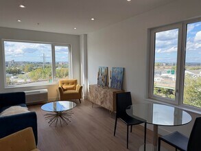 3309 Liberty Ave, Unit 301 in North Bergen, NJ - Foto de edificio - Building Photo