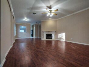 2504 Hutton Ln in Leander, TX - Building Photo - Building Photo