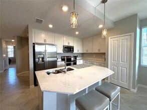 17560 Opal Sand Dr, Unit 201 in Venice, FL - Building Photo - Building Photo