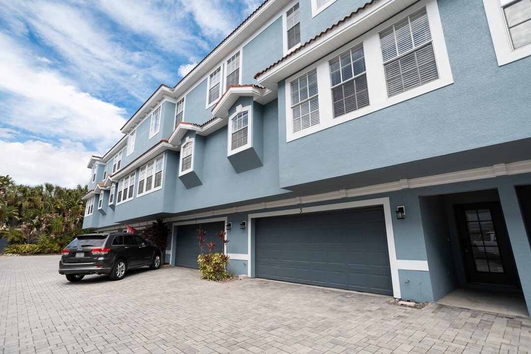 3111 W De Leon St in Tampa, FL - Building Photo