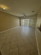 521 Villa Del Sol Cir in Orlando, FL - Building Photo - Building Photo