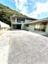 1707 Ala Aolani St in Honolulu, HI - Building Photo - Building Photo