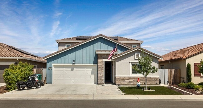 1746 Pollock Wy