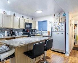 4800 N Stanton St in El Paso, TX - Building Photo - Building Photo