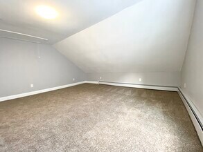 286 Kimball St, Unit Kimball Rental in Fitchburg, MA - Foto de edificio - Building Photo
