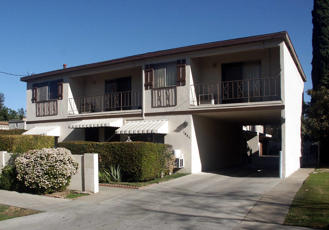 1805 N Bush St in Santa Ana, CA - Building Photo - Building Photo