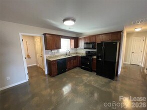 4427 Dillbrook Ln in Denver, NC - Building Photo - Building Photo