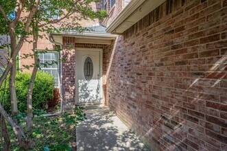 2032 Peregrine Ct in Lewisville, TX - Building Photo - Building Photo