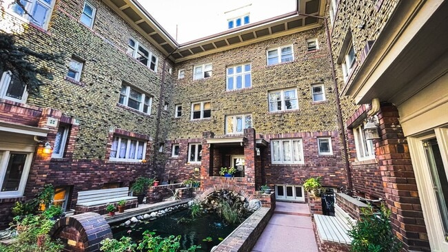 86 B St E in Salt Lake City, UT - Building Photo - Building Photo