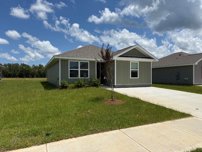 6317 Firefly Dr in Milton, FL - Building Photo - Building Photo