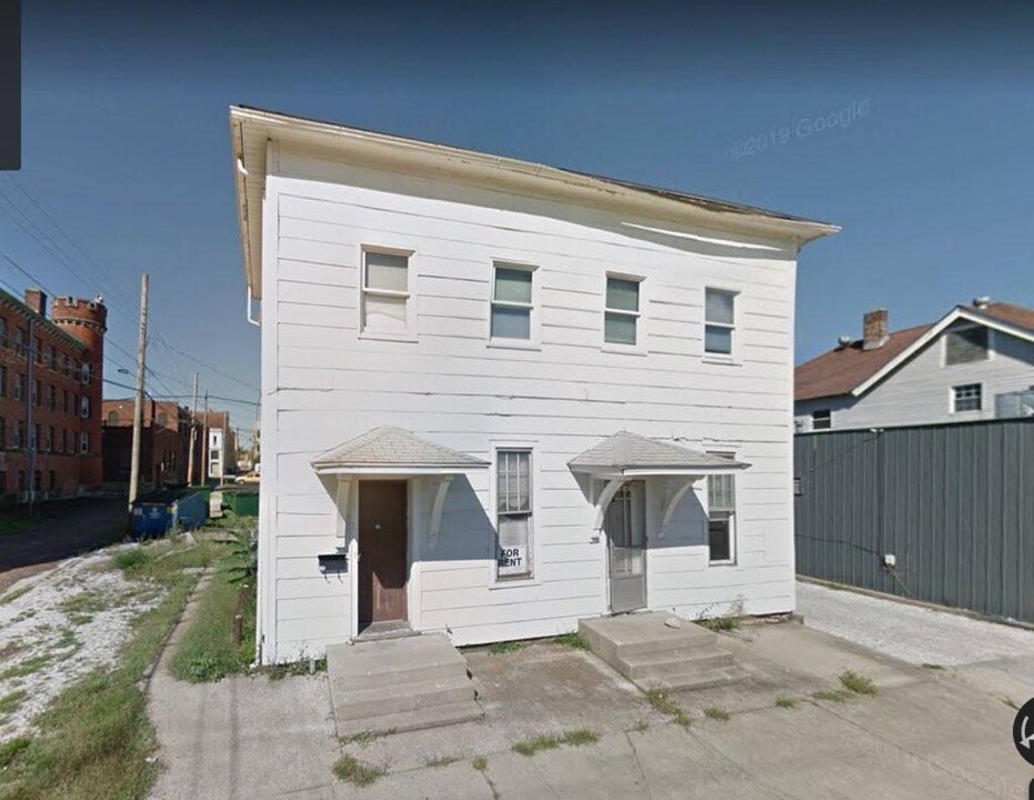 208 S Branson St, Unit 208 in Marion, IN - Foto de edificio