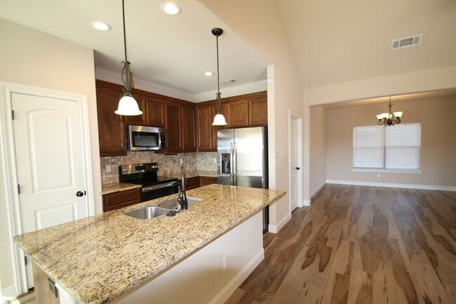 8009 Bangor Dr