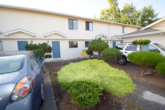 3517-3537 Silverstone Dr NE in Salem, OR - Building Photo - Building Photo