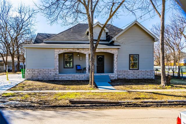 2304 Langford St in Greenville, TX - Building Photo