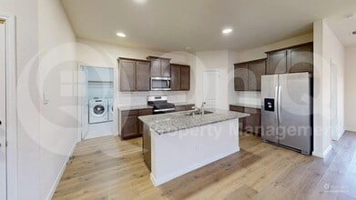 1400 Colonial Bluff Ln in Princeton, TX - Building Photo - Building Photo