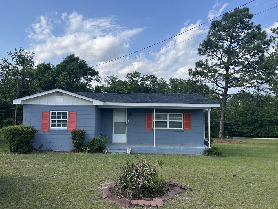 1077 Williston Rd in Aiken, SC - Building Photo