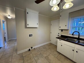 18 Barnes Dr in Belmont, NC - Building Photo - Building Photo