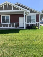 Southwest Patio Home Apartments in Chubbuck, ID - Foto de edificio - Building Photo