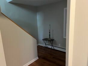 24 Steinhardt Ave in Old Bridge, NJ - Building Photo - Building Photo