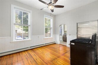 44 Sycamore St in Providence, RI - Building Photo - Building Photo