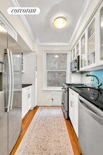336 W End Ave in New York, NY - Building Photo - Building Photo