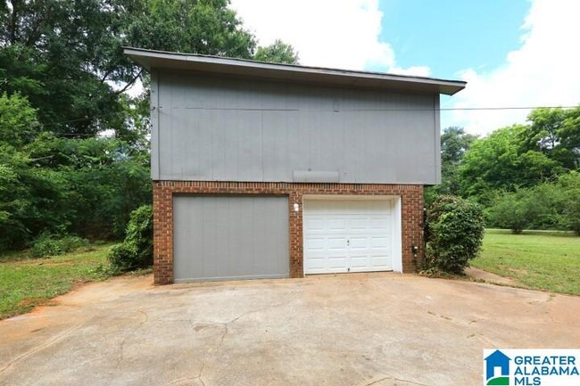 101 Shady Ln in Alabaster, AL - Building Photo - Building Photo