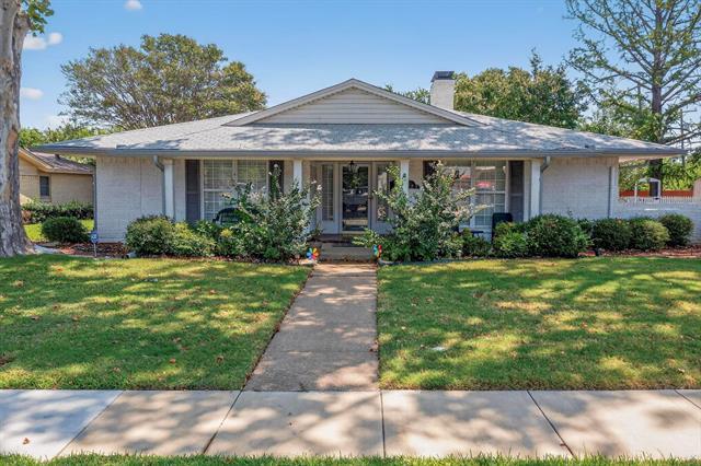 2728 Ridgeview Ln in Irving, TX - Building Photo