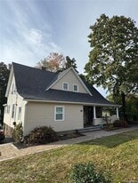 47 S Middletown Rd in Pearl River, NY - Building Photo