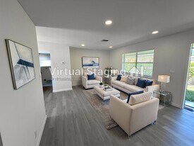 800 SW 30th St in Fort Lauderdale, FL - Building Photo