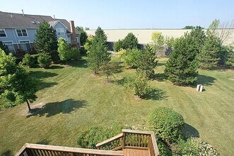 1318 Leonard Dr in Schaumburg, IL - Building Photo - Building Photo