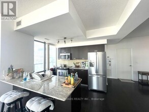 832-4832 Bay St. in Toronto, ON - Building Photo - Building Photo