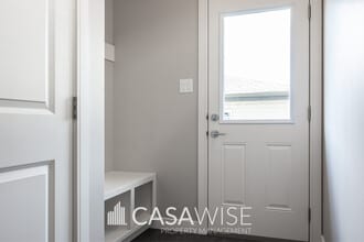 556 Kleins Cres in Leduc, AB - Building Photo - Building Photo