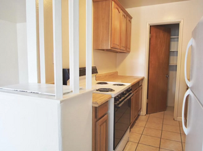 2424 Park Blvd-Unit -4 in Oakland, CA - Building Photo - Building Photo