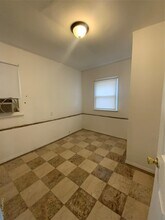 76 Garden City Ave in Wyandanch, NY - Building Photo - Building Photo